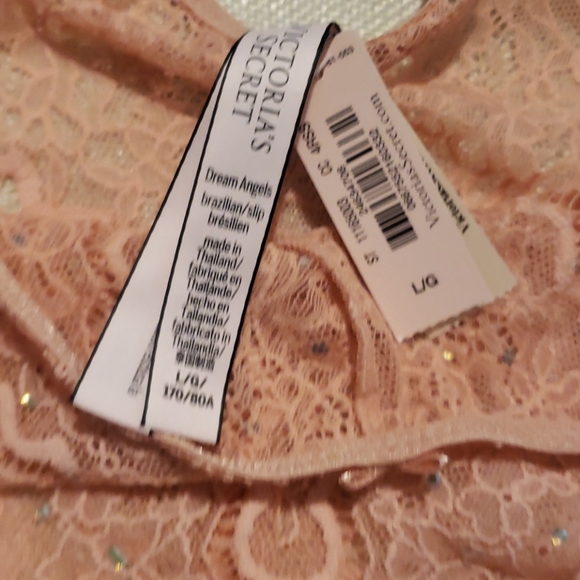 NWT Victoria Secret panty - Picture 3 of 3